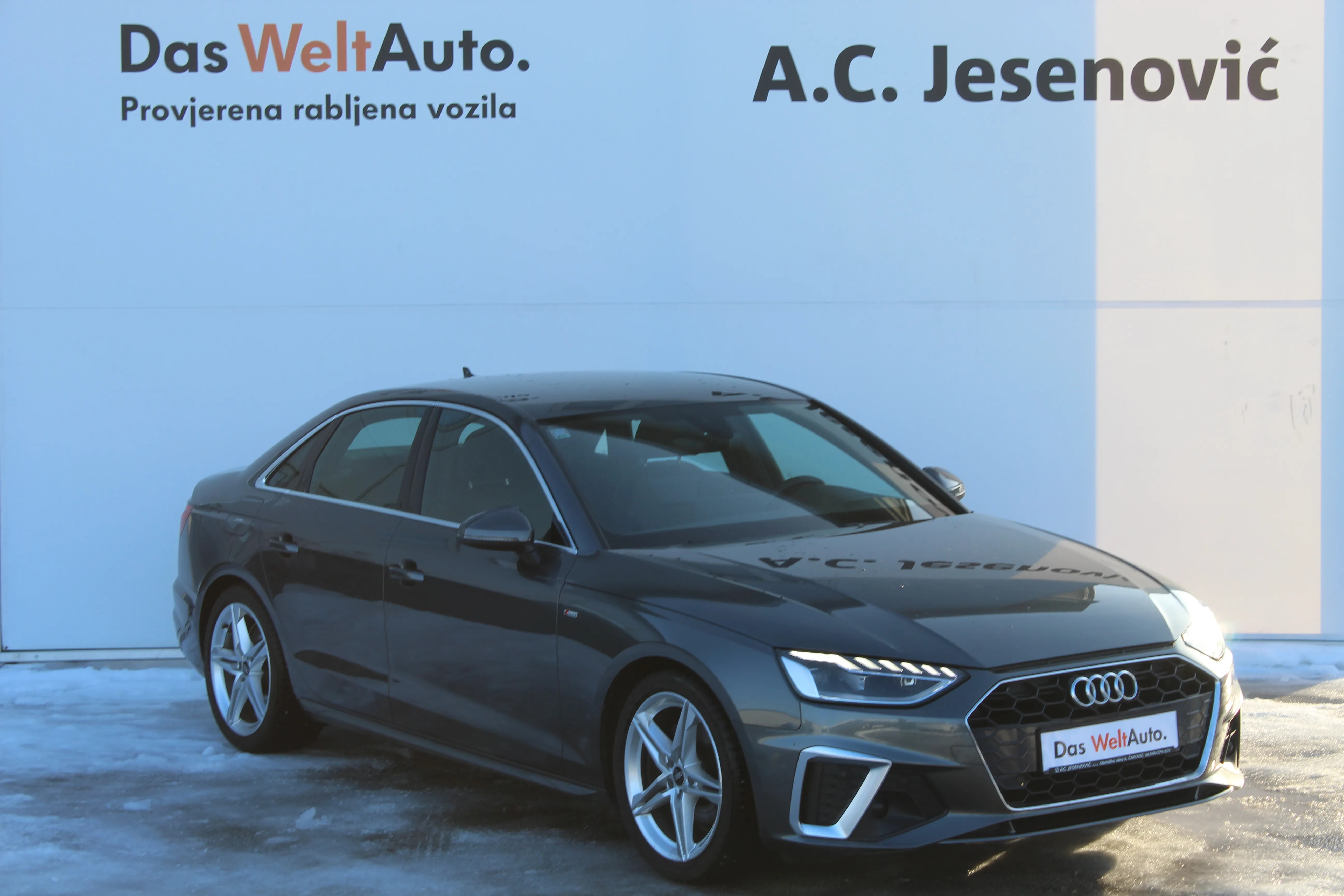 audi a4 35tdi s tr s line+ - slika 3