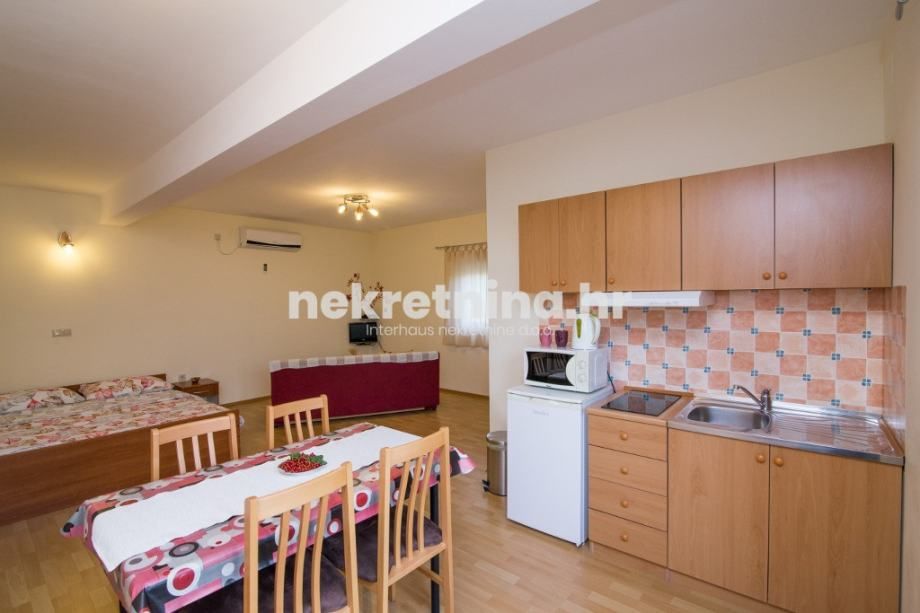 prodaja - samostojeća kuća - biograd na moru - 253m2 (prodaja) - slika 8