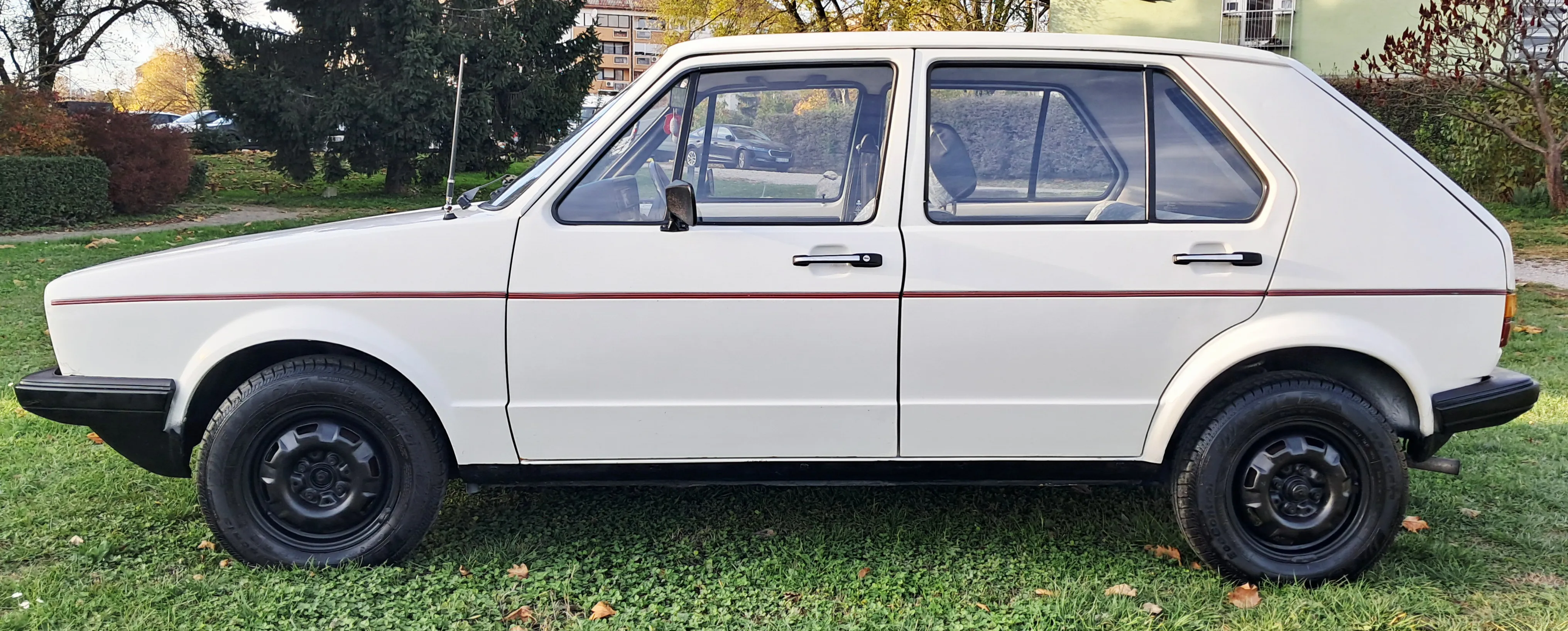 golf i d, 1.6, 40 kw, tas, 236.600 km, 2. vl., oldtimer, reg. 5/2026 - slika 4