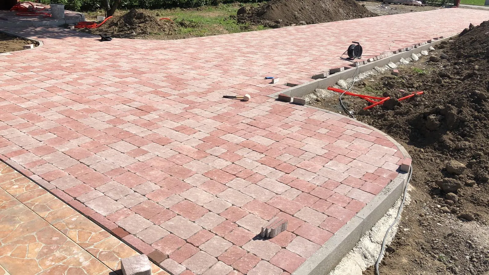 betonski opločnici / kocke - slika 6