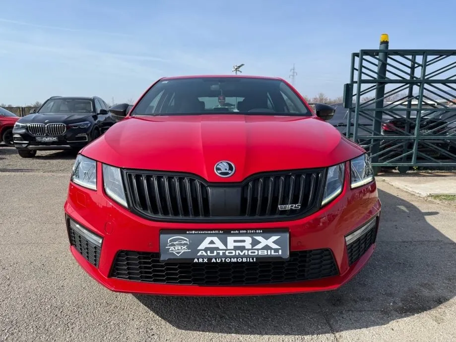 škoda octavia 2.0tsi dsg vrs 245ks °velika navi°ambiente l.°reg:2/2027 - slika 2