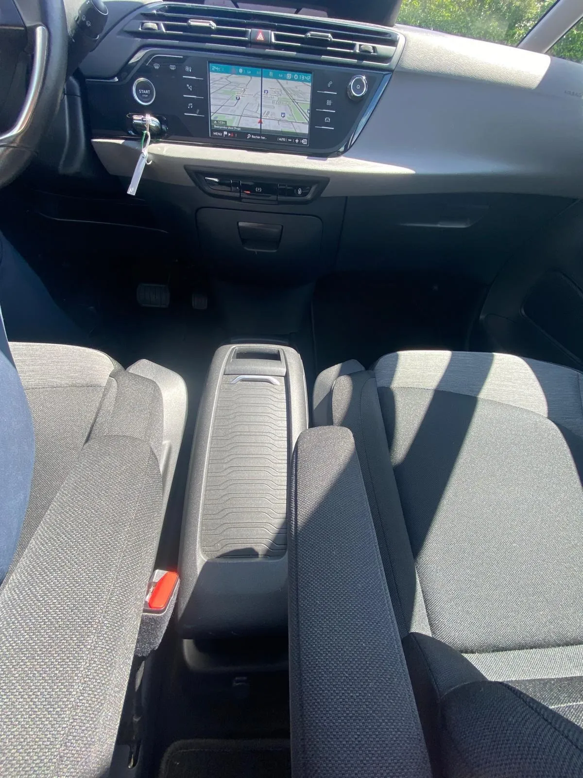 citroën c4 picasso 1.2 puretech automatik, navi, isofix, 4xgarancija! - slika 17