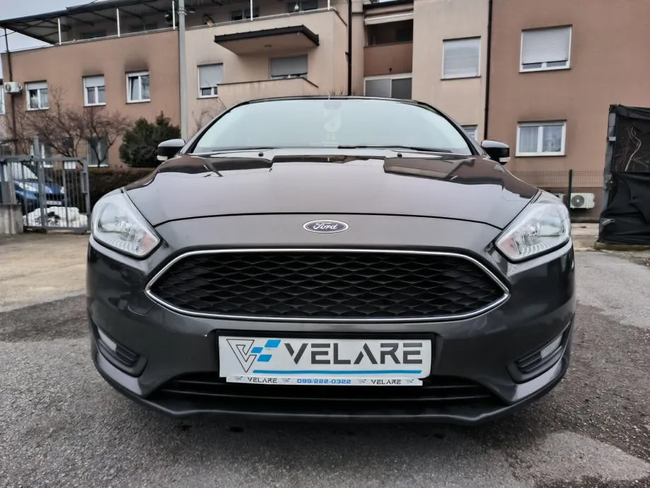 ford focus 1.5 tdci 105 ks, v. servis, jamstvo, reg. 1 godinu - slika 4