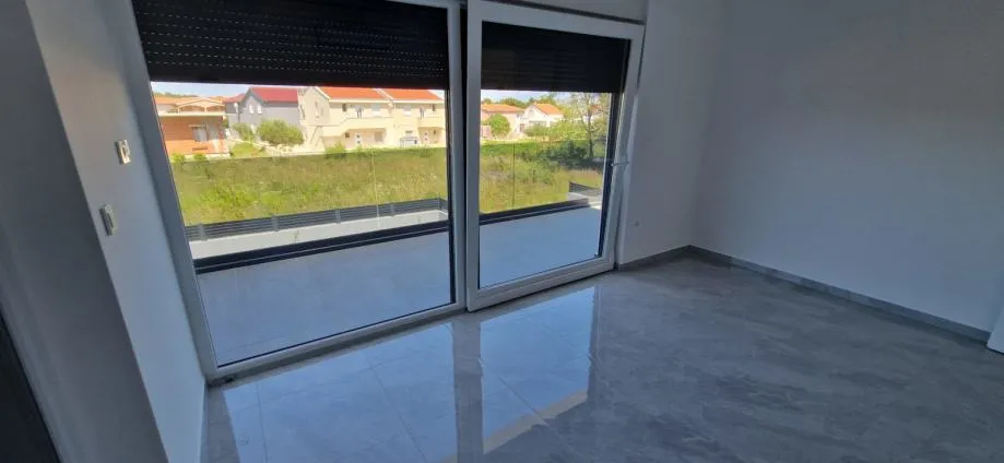 vir, moderna vila(153,46m2) s bazenom, novogradnja - slika 9