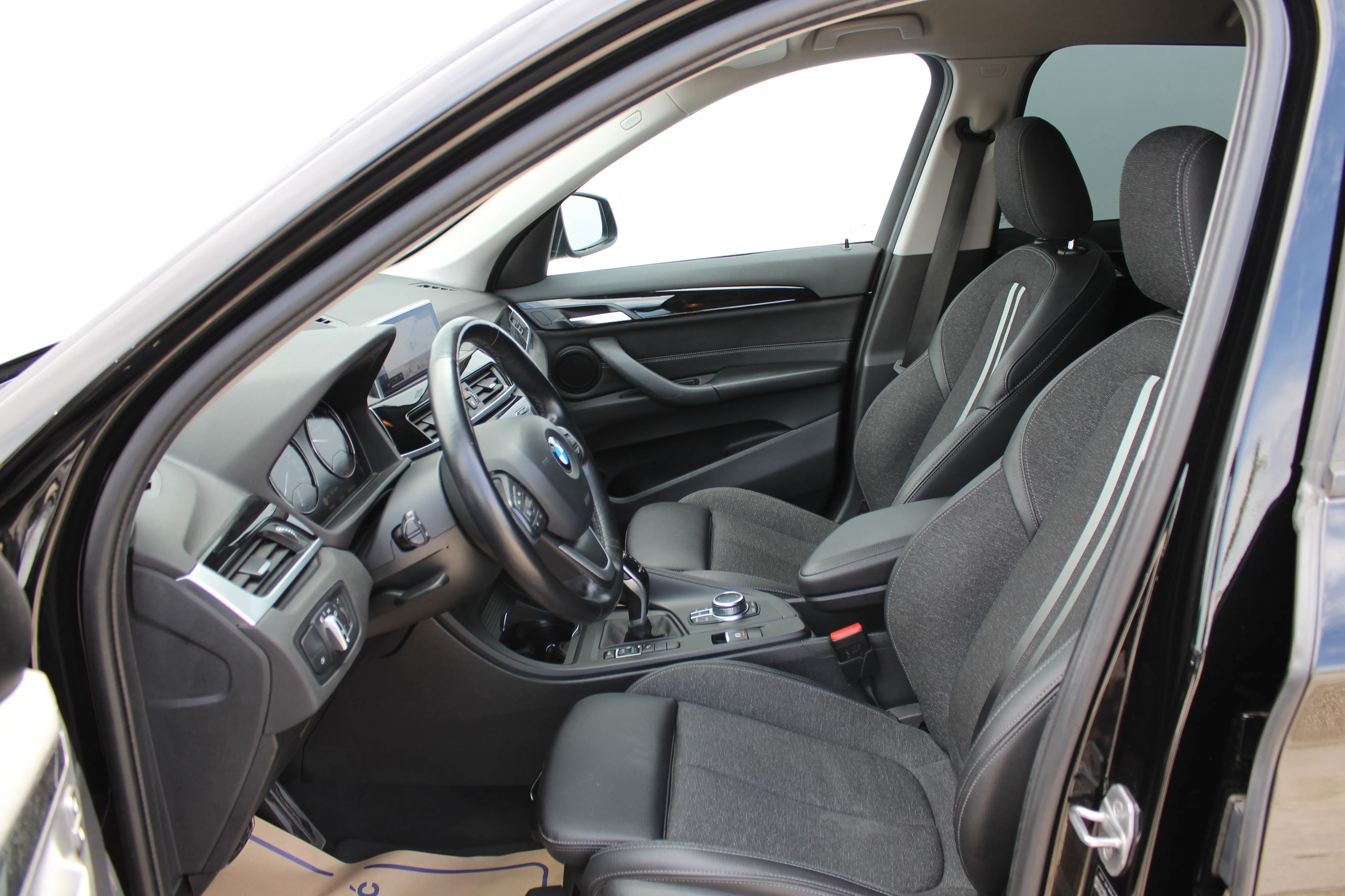 13225 bmw x1 sdrive 18 d - slika 8