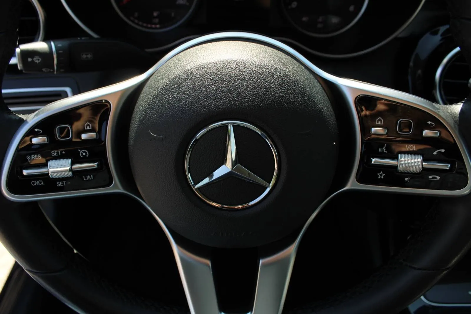 mercedes-benz klasa c 180d *led, navigacija, kamera* - slika 8