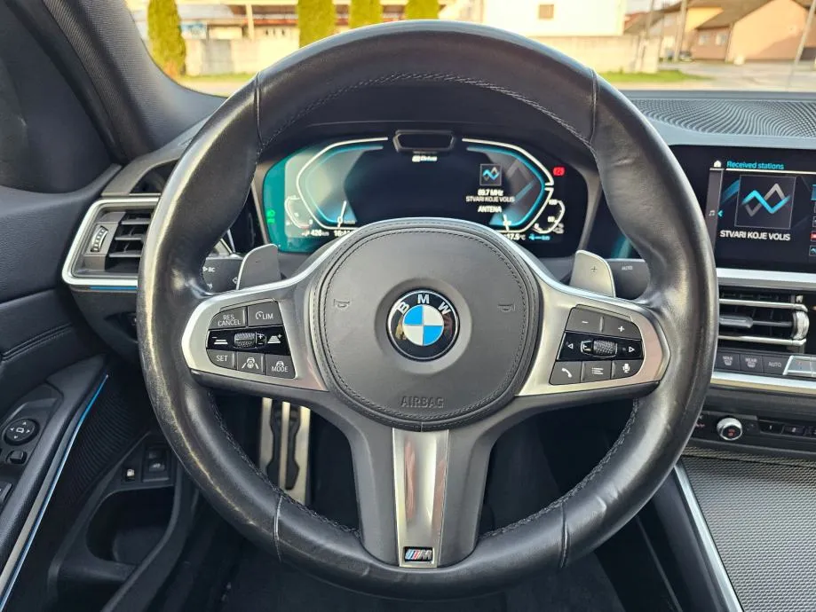 bmw 330e, m-paket, laser, virtual, koža, harman/kardon, ambi, reg, pdv - slika 11