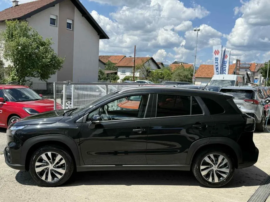 s-cross 1,4 hyb glx elegance 4wd - novi model - dostupno odmah!!! - slika 3