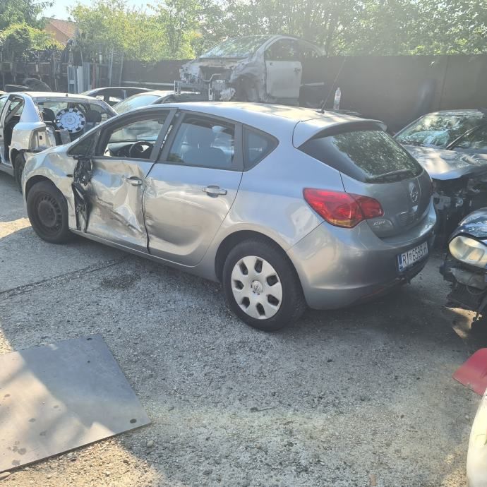 opel astra j 1,4 16 v (a14xer) #dijelovi - slika 2