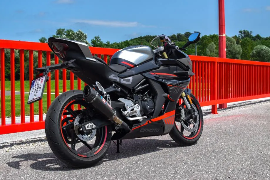 cfmoto 450sr, novo, dostupno više boja, 2024 god. - slika 2