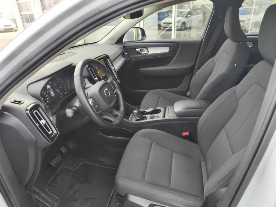 volvo xc40 d3 momentum - 1 godina garancije! - slika 14