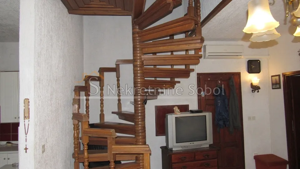 mali lošinj - kuća, 200.00 m2 prodaja - slika 12
