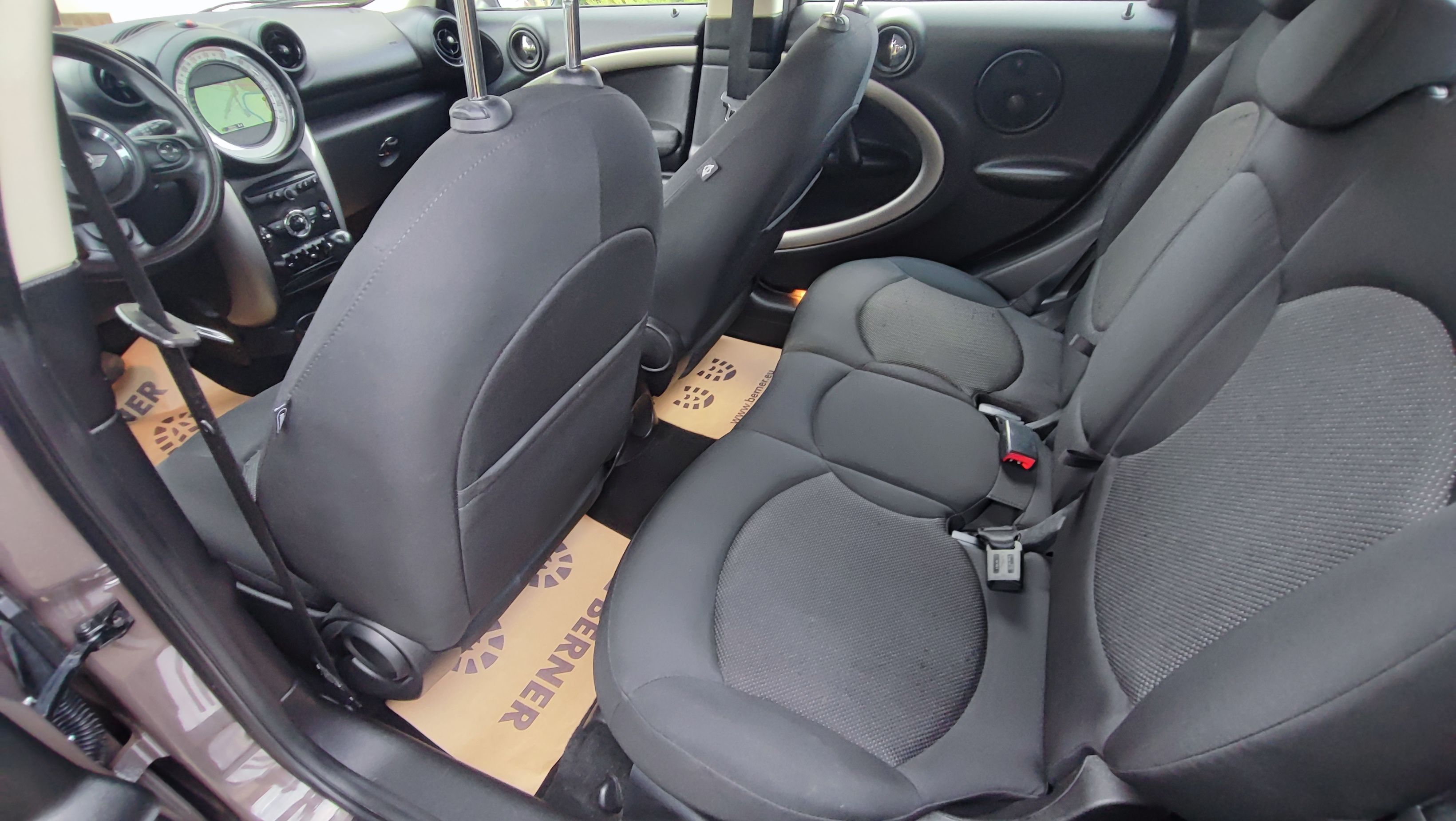 mini cooper countryman 2.0d 133tkm, navi, bi-xenon, harman/kardon - slika 9