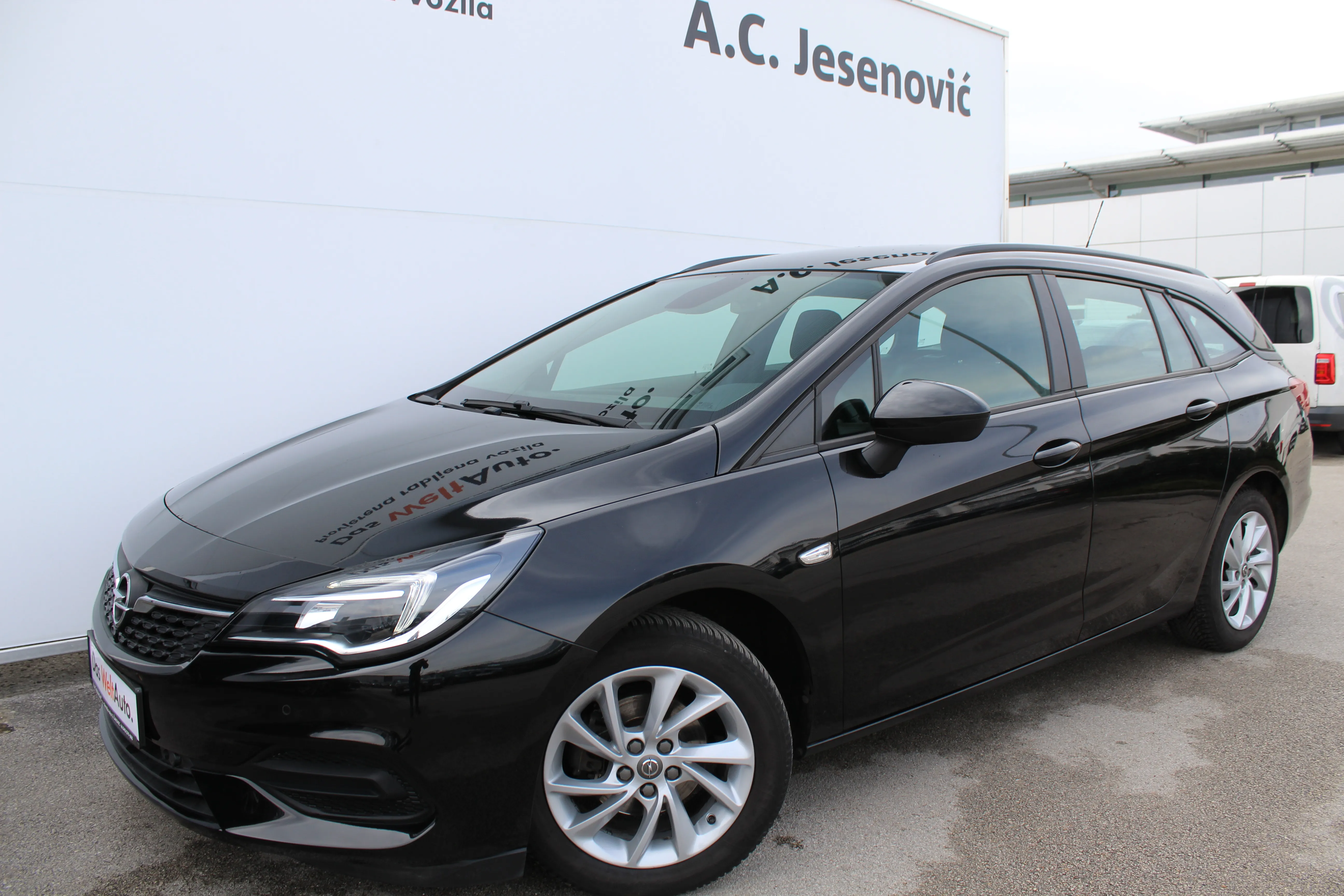 13088 opel astra sports tourer 1,2 turbo astra - slika 14