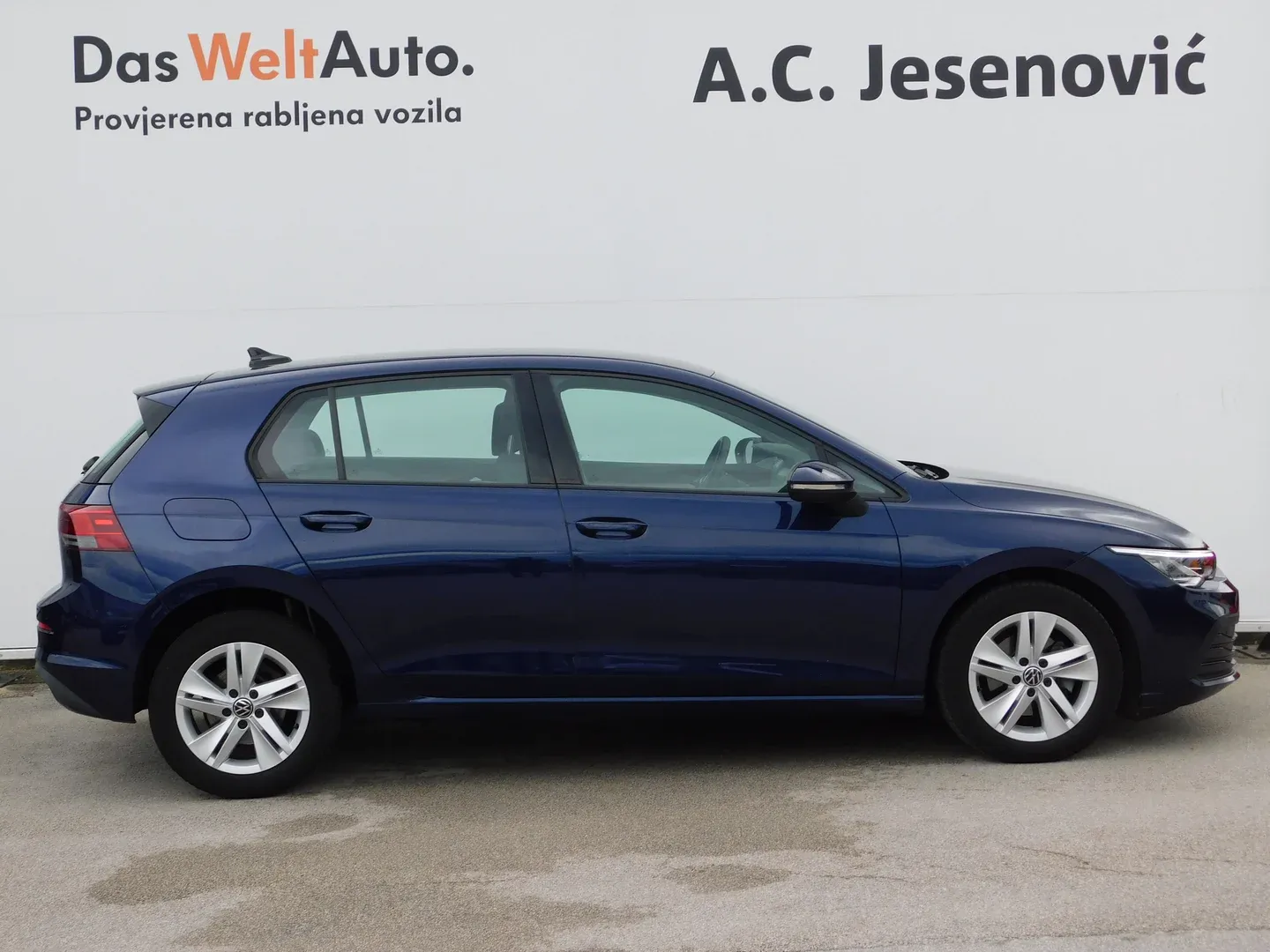 12545 volkswagen golf 1.0 tsi life - slika 4