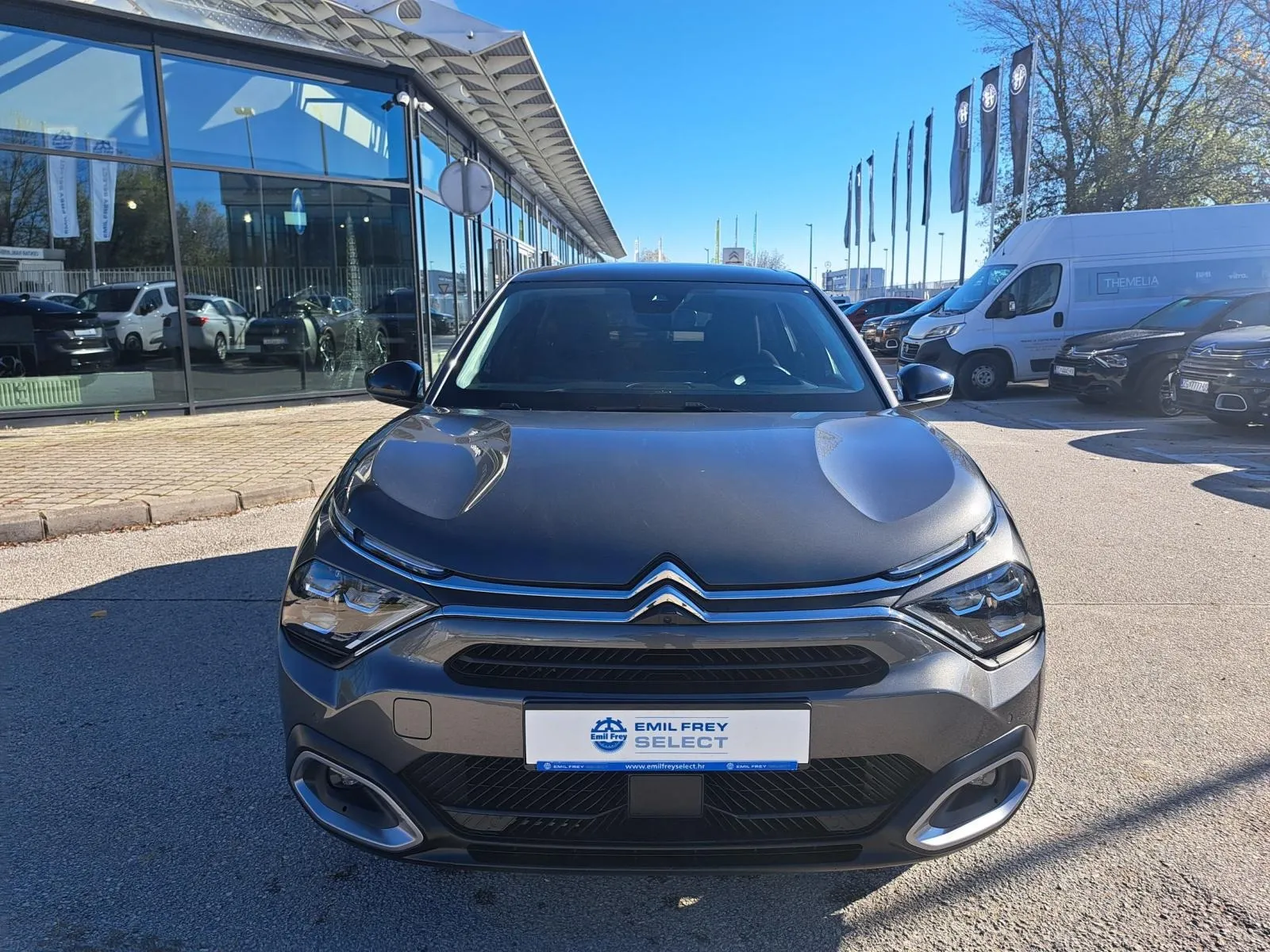 citroën c4 max 1,2 puretech eat8 - slika 9