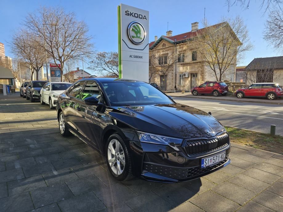 škoda octavia sportline 1,5 tsi - slika 6