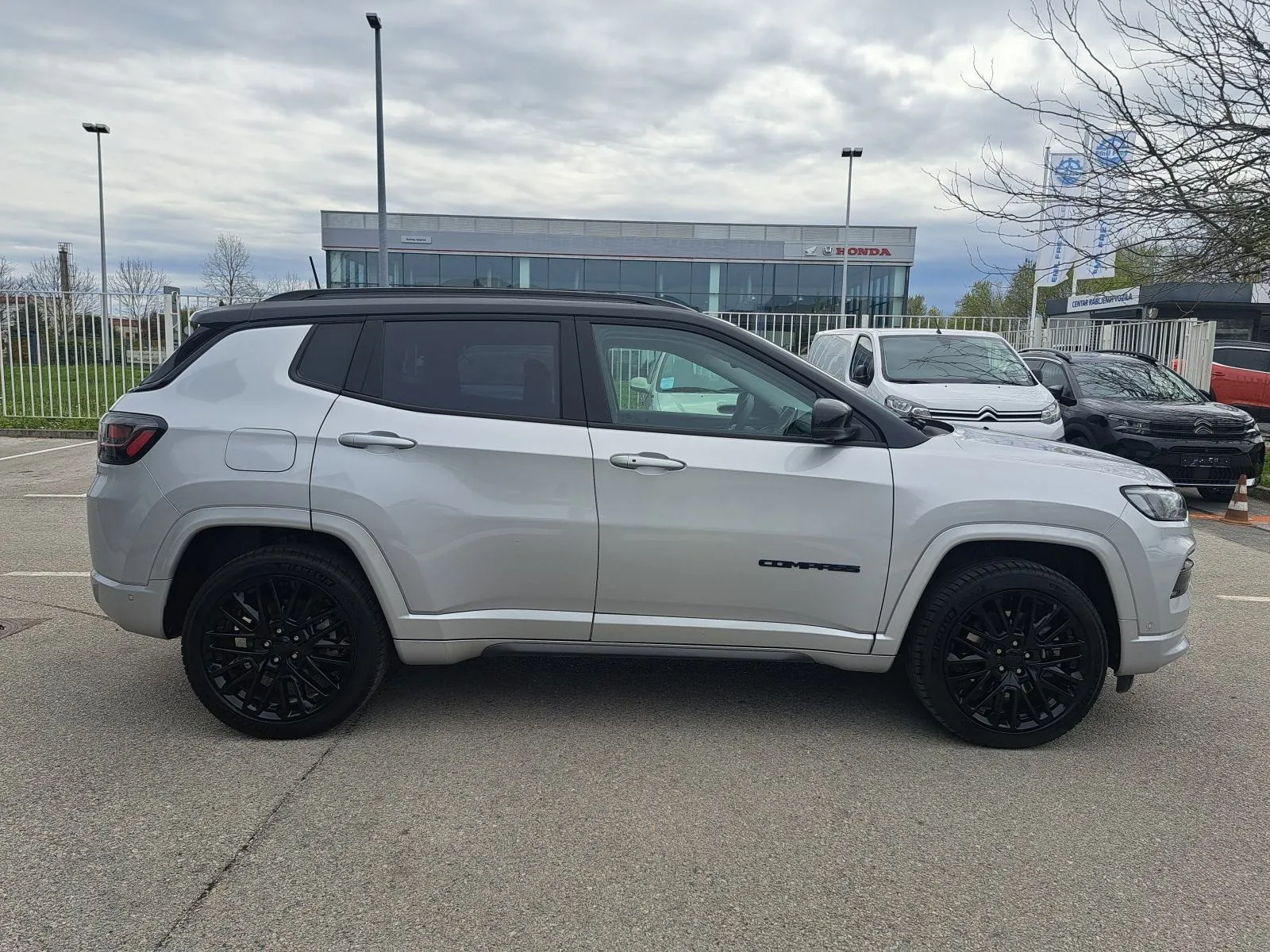 jeep compass mca 1.3 gse (180 ks) phev 4xe s - slika 3