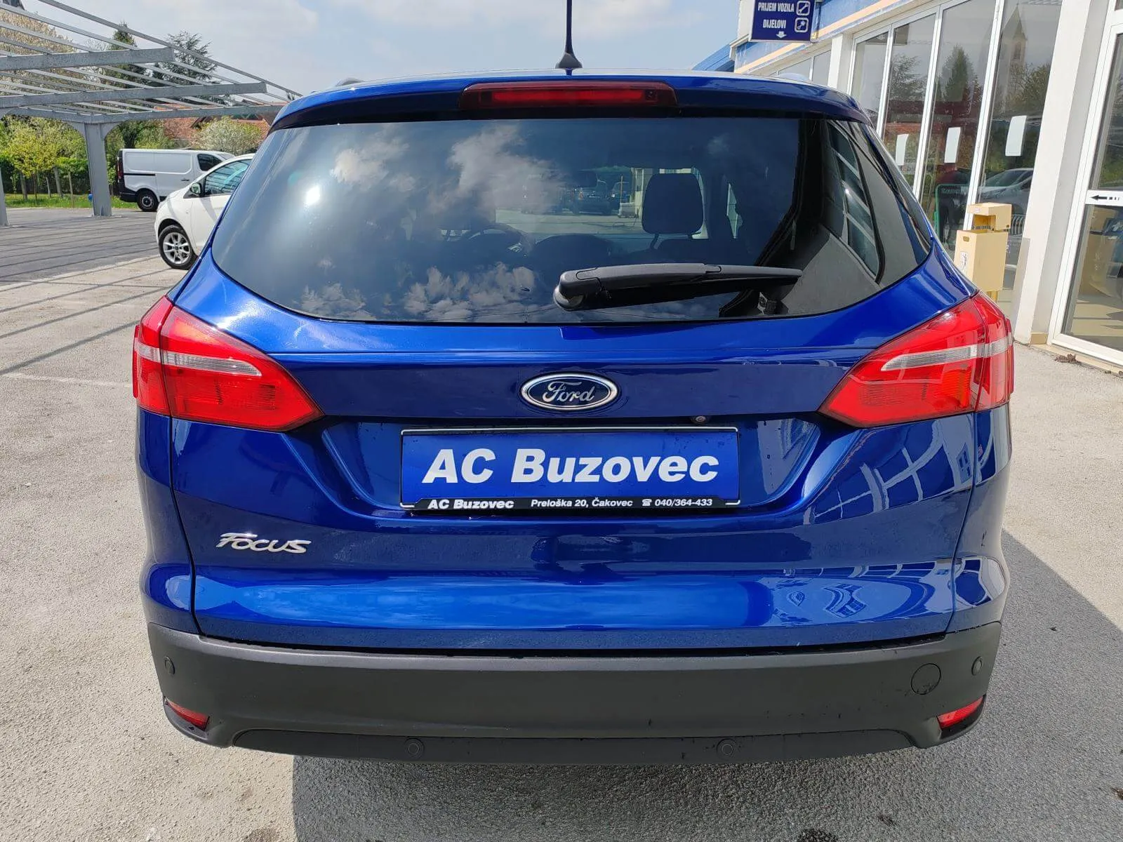 ford focus karavan 1,5 tdci - slika 4
