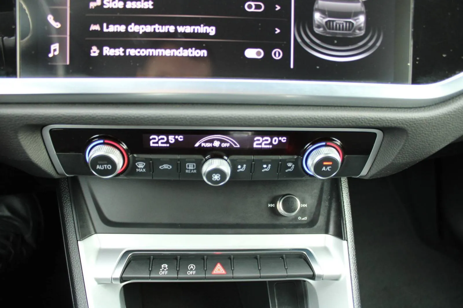audi q3 40 tdi quattro s-tronic *navigacija* - slika 15
