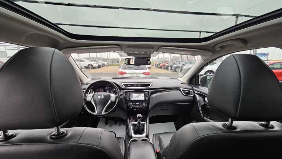 nissan qashqai1,6 dci,klima,panorama,navigacija,koža,kamera 360,alu 18 - slika 11