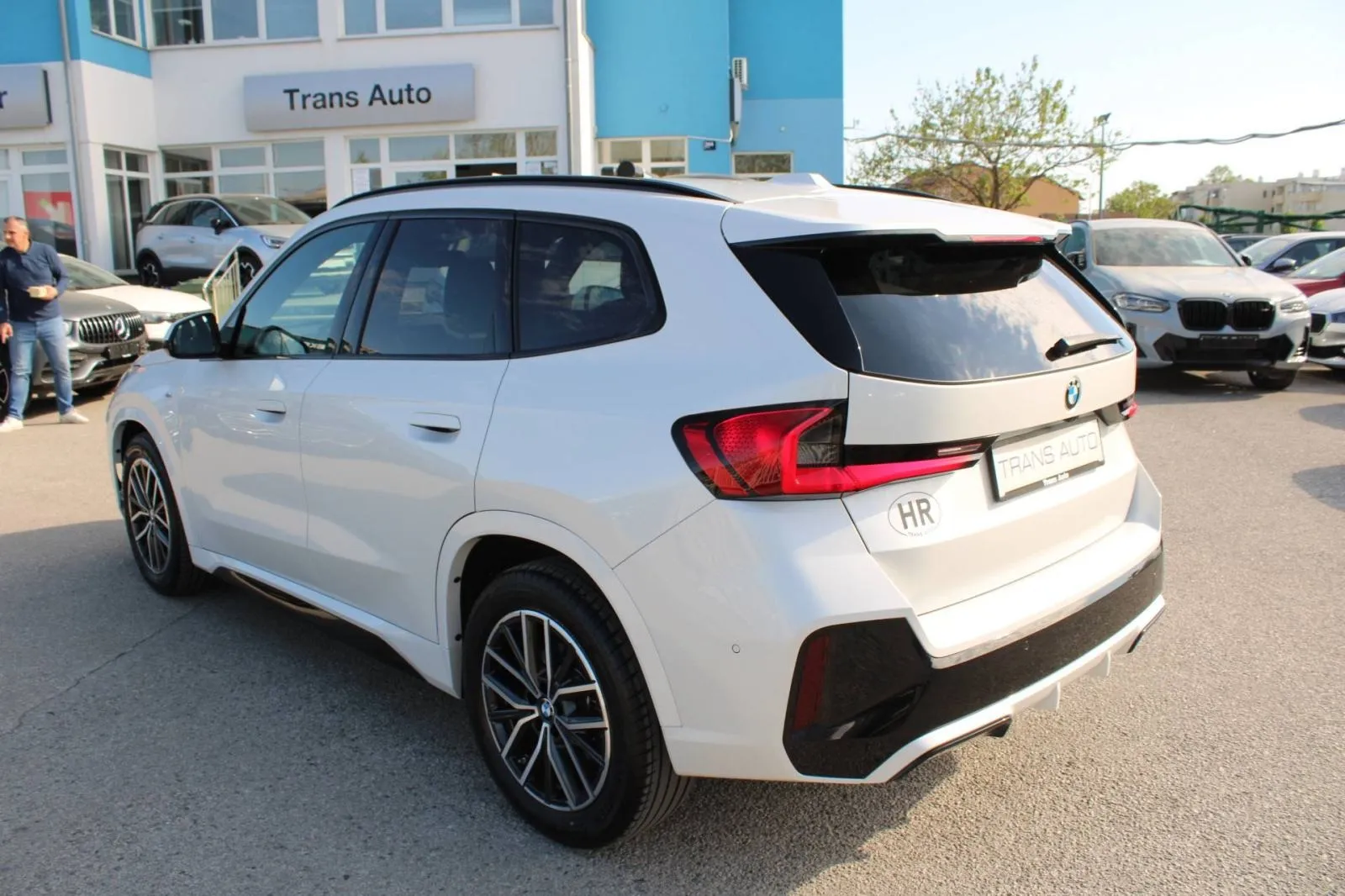 bmw x1 20d xdrive automatik m-paket *led, navigacija, kamera* - slika 7