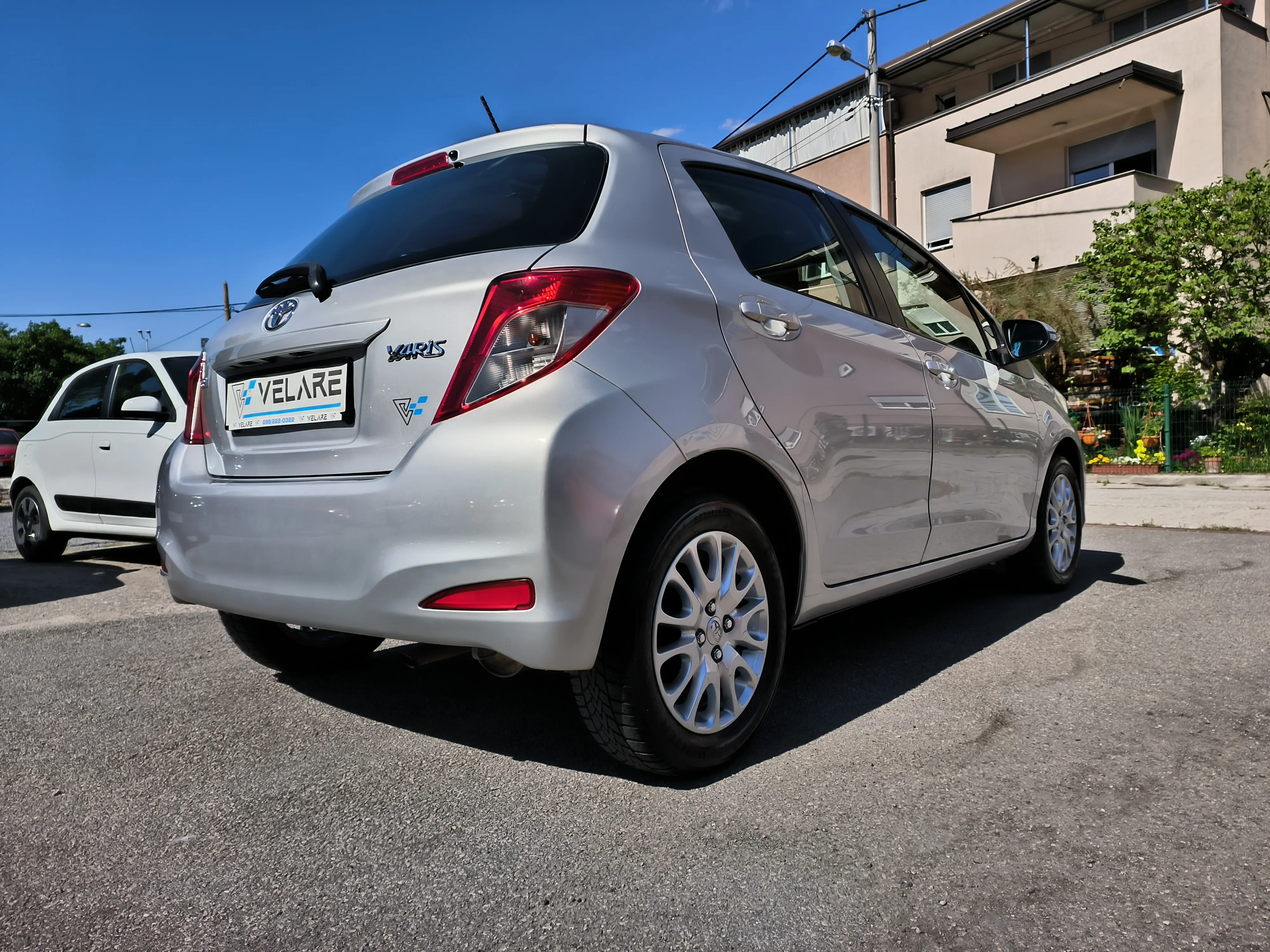 toyota yaris 1,0 vvt-i sol, jamstvo, reg. 1 godinu - slika 10