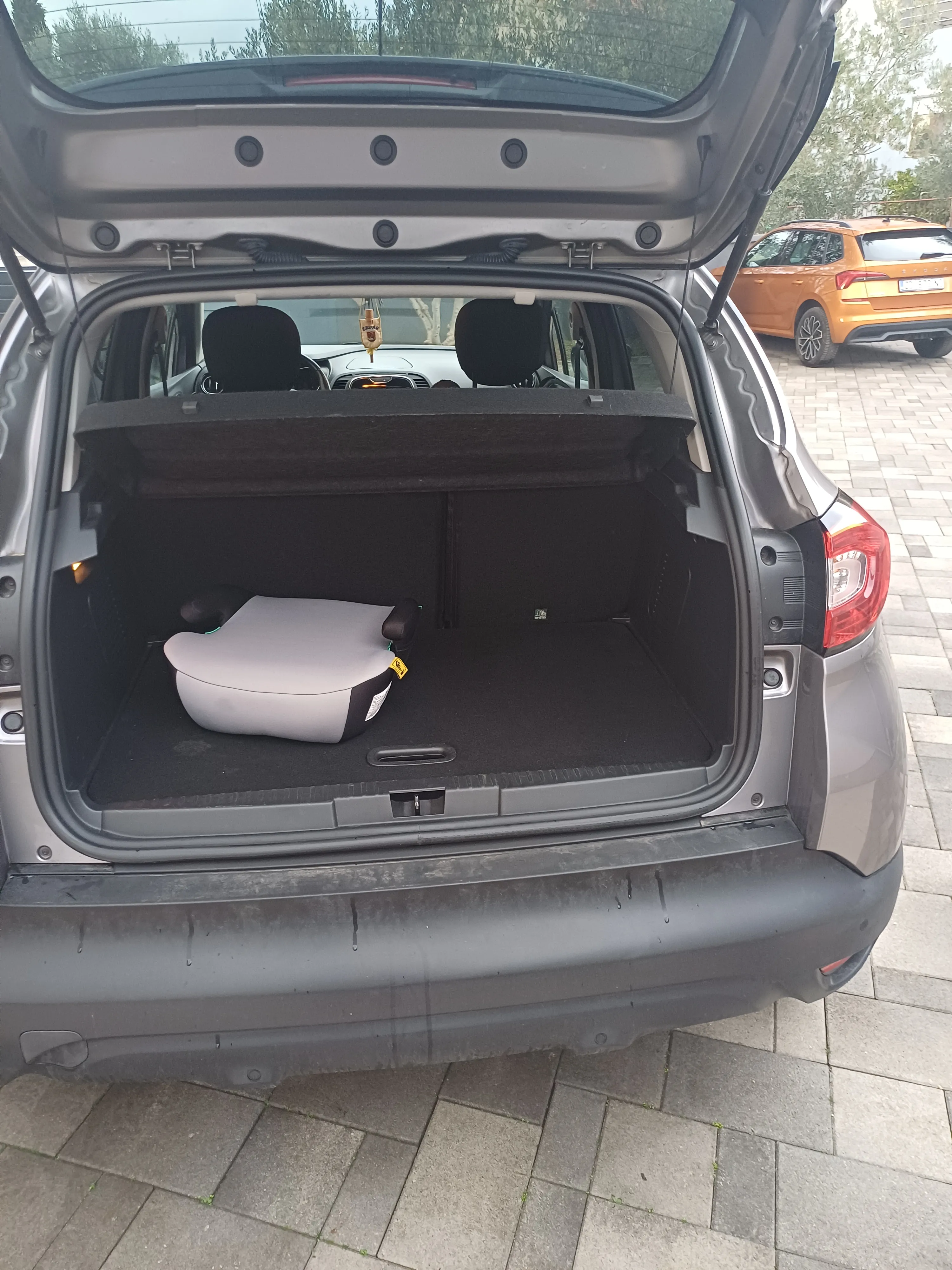 prodaje se renault captur 1.5 dci - slika 10