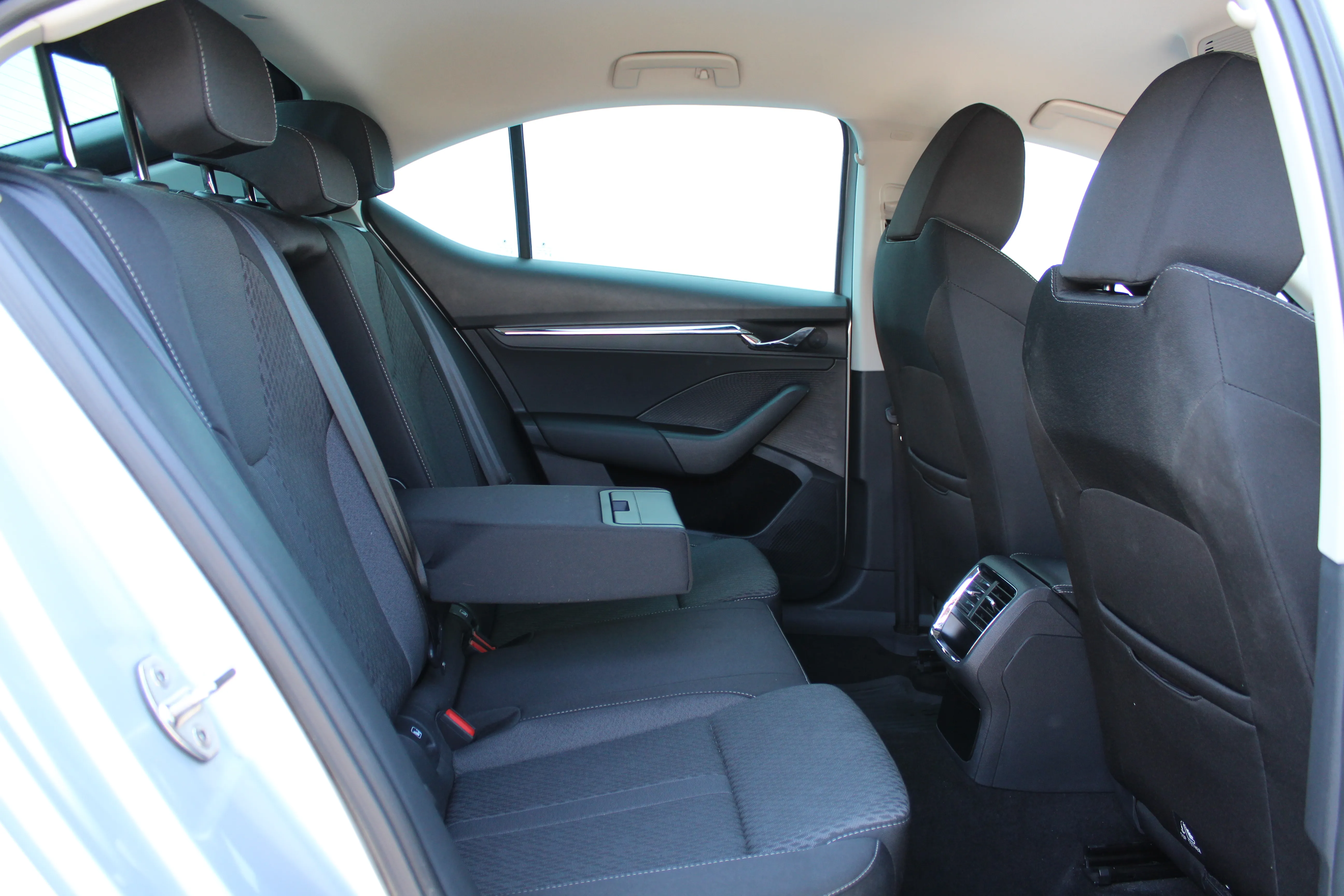 13191 škoda octavia style 2.0 tdi - slika 13