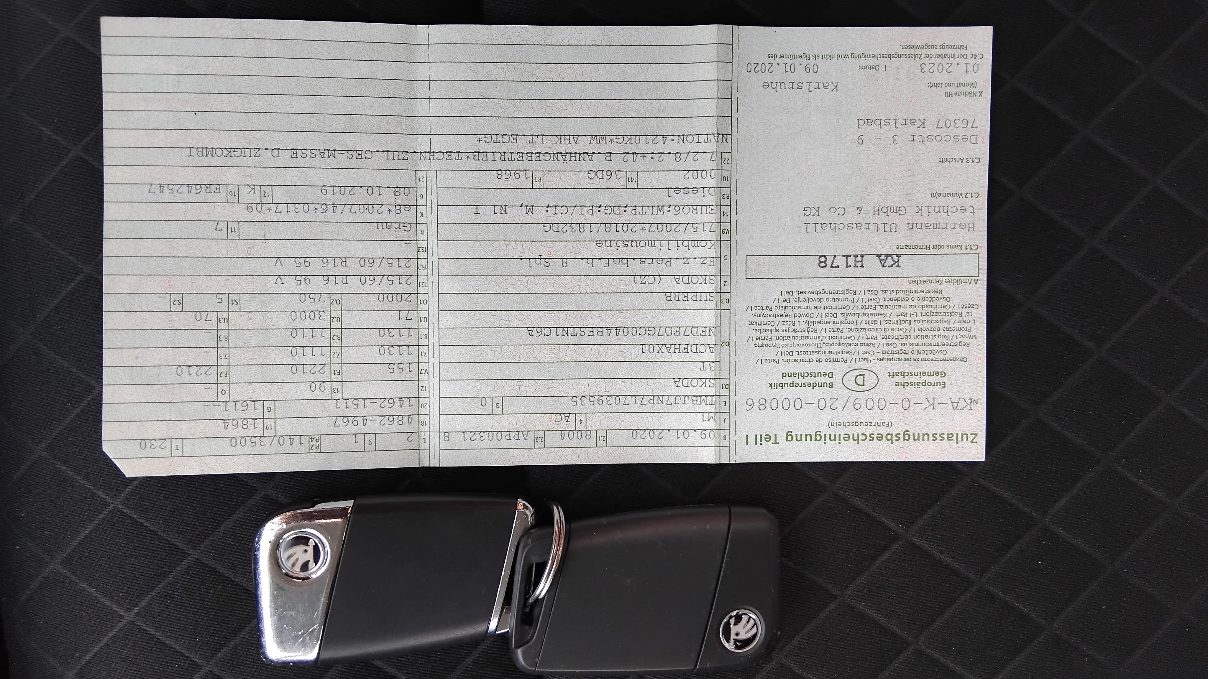škoda superb combi 2,0tdi dsg, 2020god.140kw, 190ks - slika 20