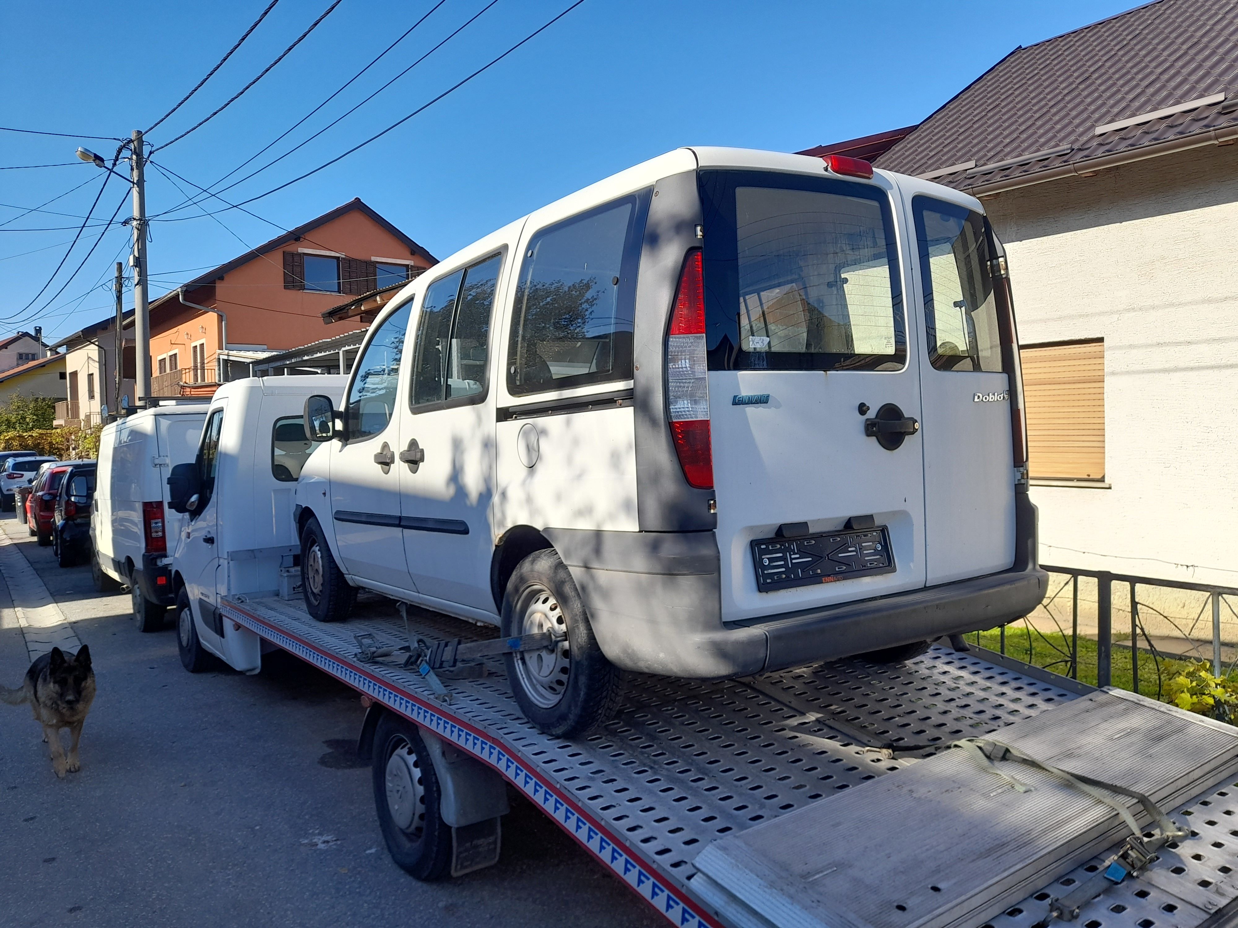 fiat doblo u dijelovima prodajem - slika 5