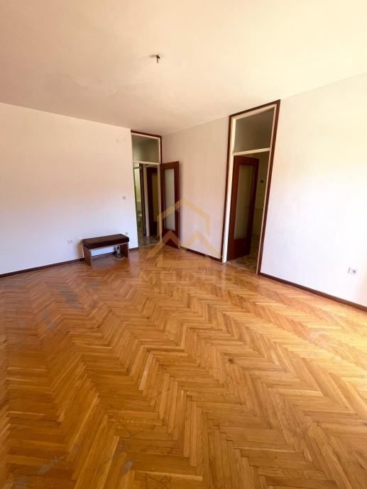 split/ komforan dvosoban stan/ blizina sadržaja (prodaja) - slika 10