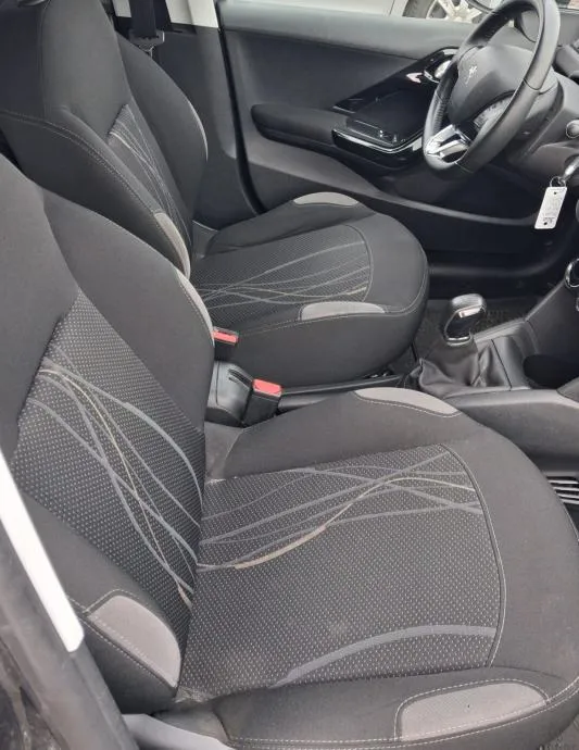 peugeot 208 1,2 vti, 2014 g, 94000, kartice 24/36 rata - slika 7