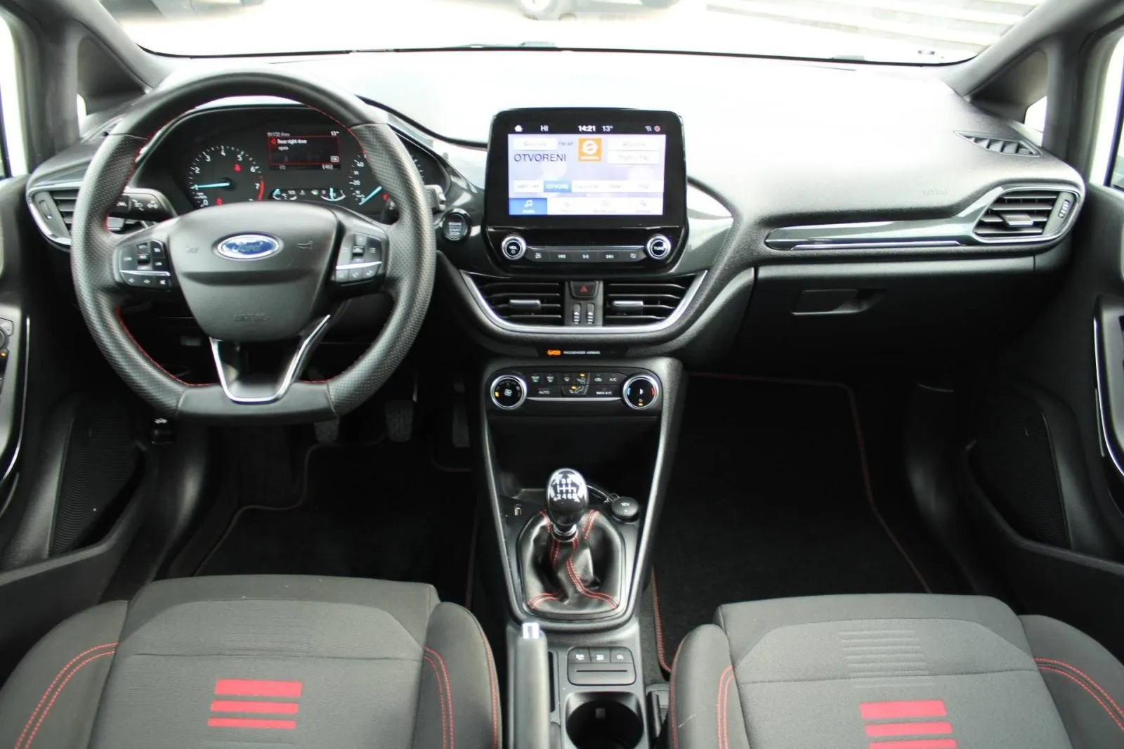 ford fiesta 1.0 ecoboost 125ks st-line - slika 7