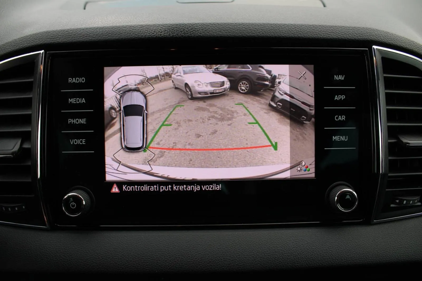 škoda karoq 2.0 tdi dsg *navigacija, kamera* - slika 19