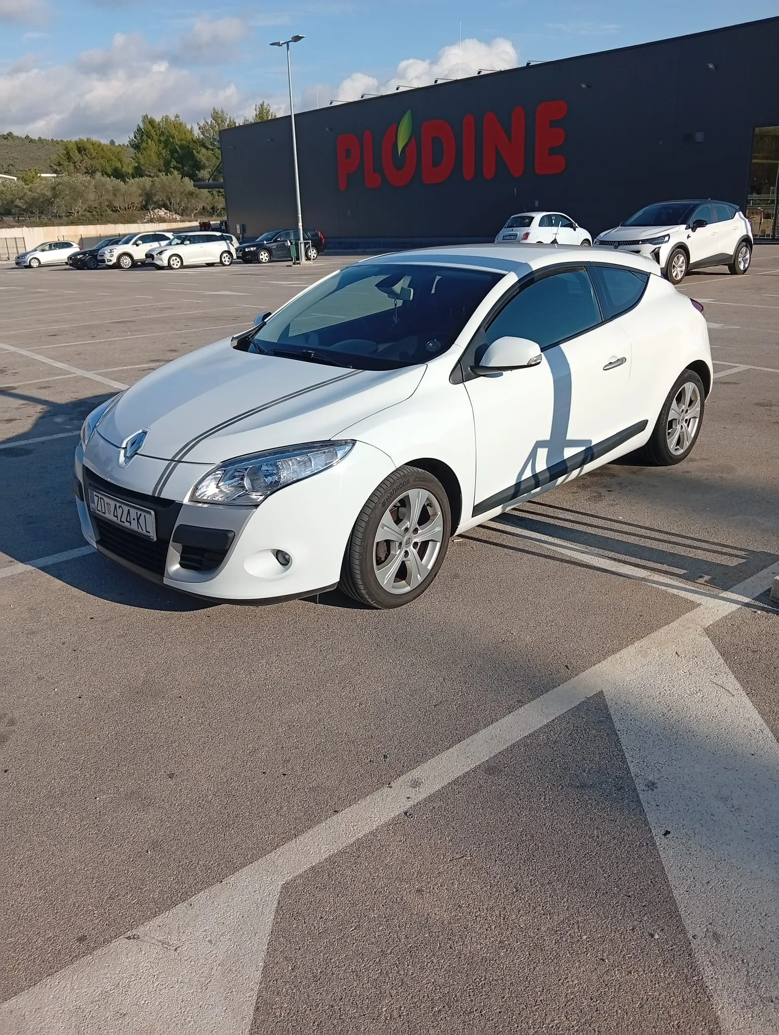 prodaje se ili mijenja renault megan 1.4 turbo benzinac.reg. 04.04.27. - slika 8