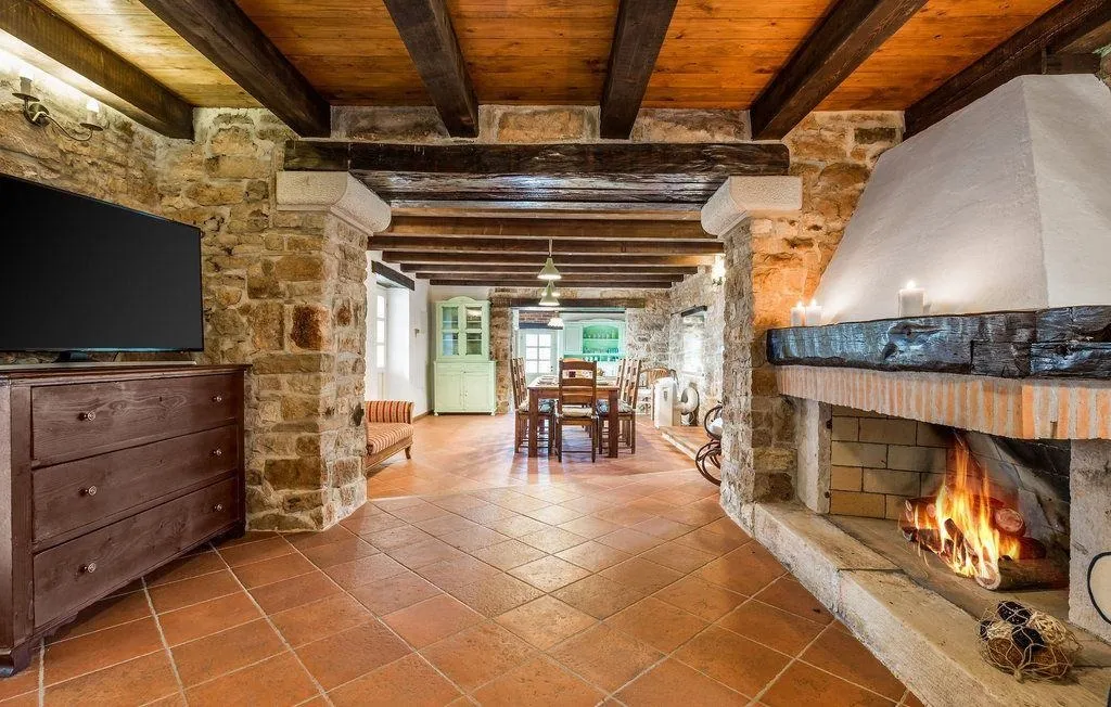 višnjan okolica-šarmantna kamena vila na rubu sela prodaje se - slika 9