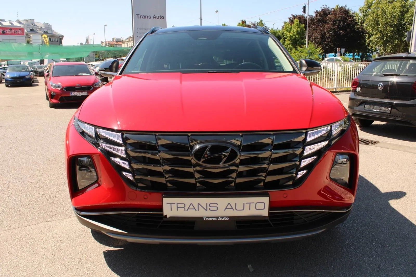 hyundai tucson 1.6 crdi automatik *led, navigacija, kamera* - slika 2