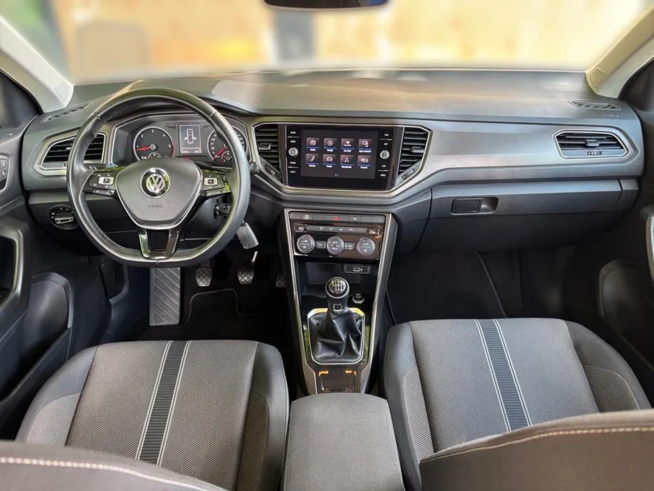 vw t-roc 1,6 tdi lounge - slika 10