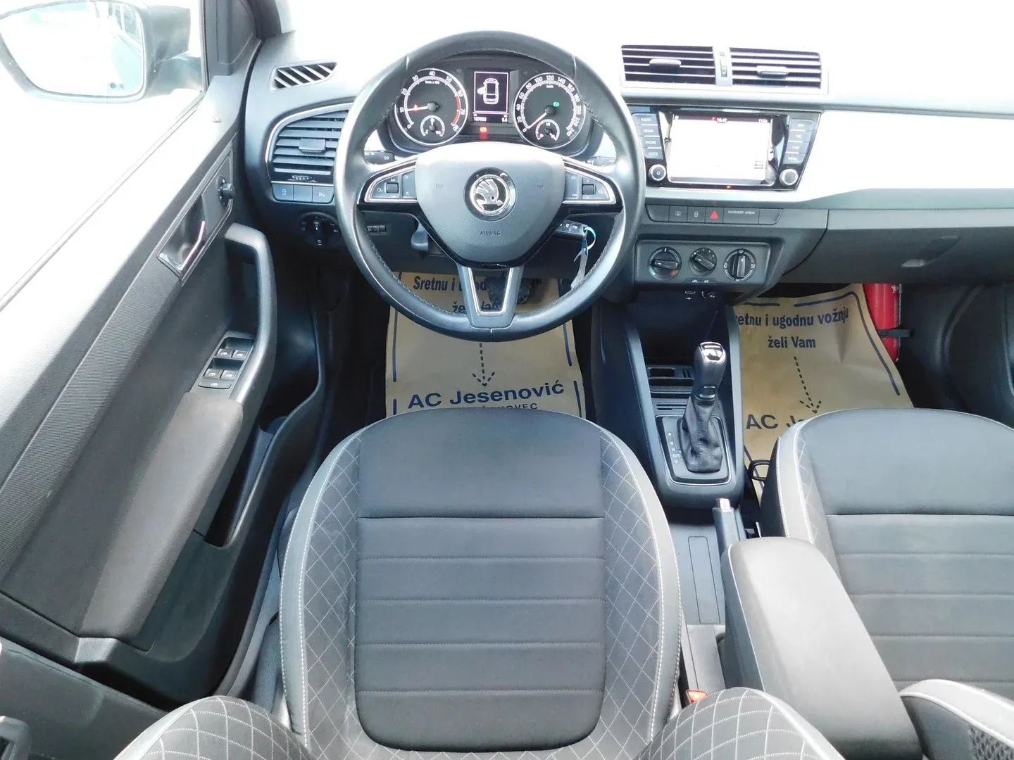 10943 škoda fabia combi ambition 1.0 tsi dsg - slika 10