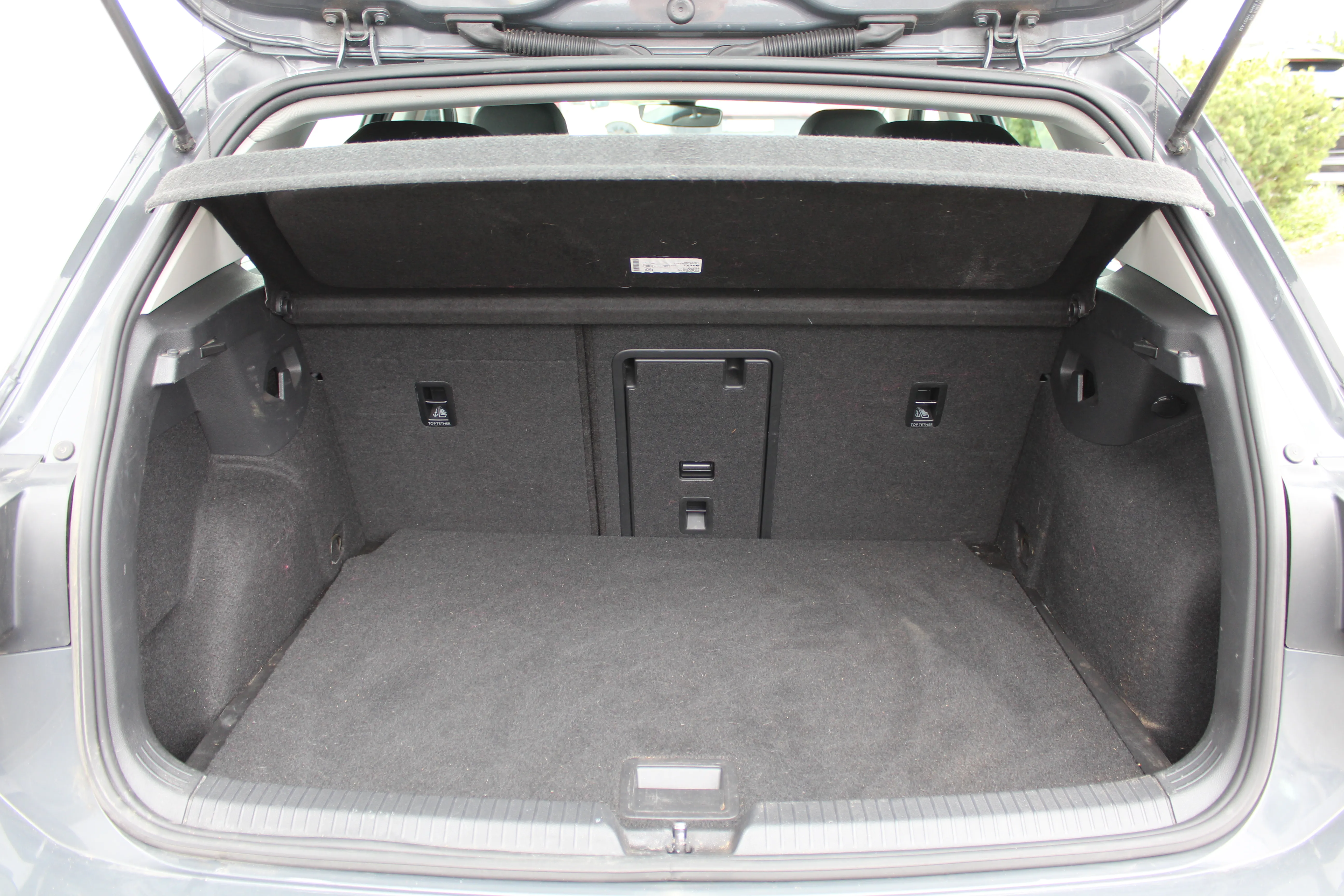 13156 volkswagen golf 1.0 tsi life - slika 14