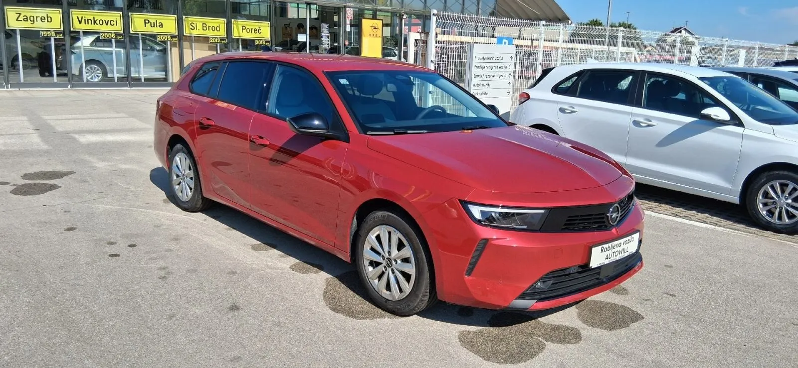 opel astra sports tourer edition f 1,2 xhl mt6 - slika 5