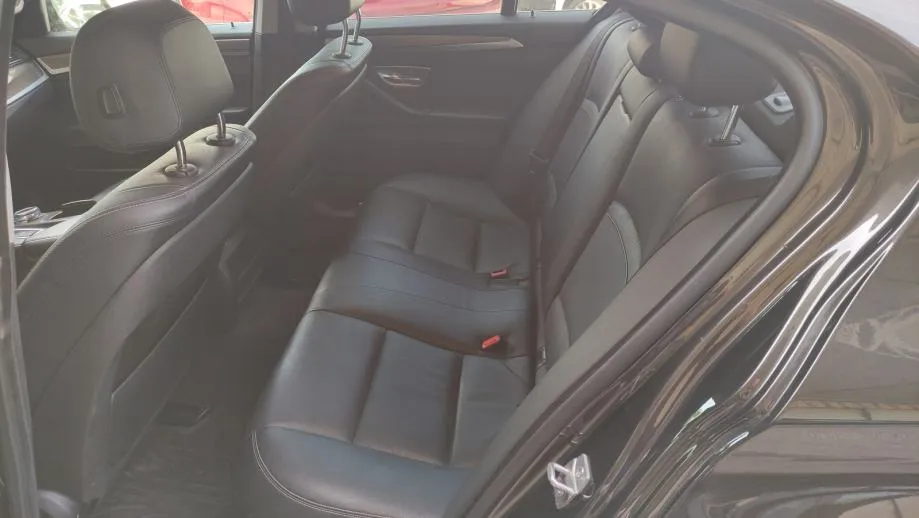 bmw serija 5 520d - slika 7