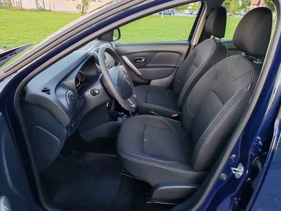 dacia sandero 1,2 16v 2015 g. 102000 k - slika 8