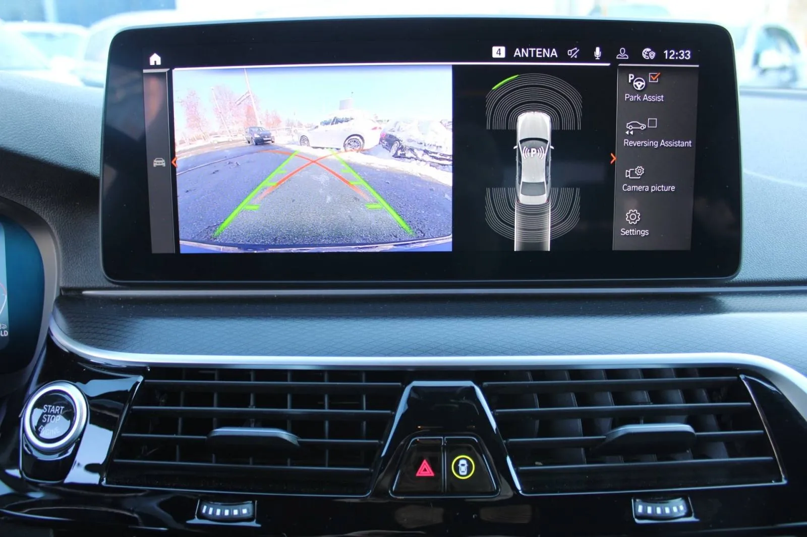 bmw serija 5 530 xdrive m-paket *led, navigacija, kamera* - slika 20
