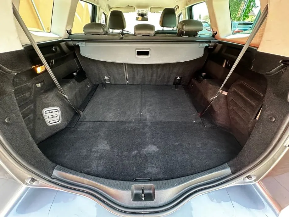 renault grand scenic dci automatik•2019.g.•navi•7sjedala•leasing - slika 19