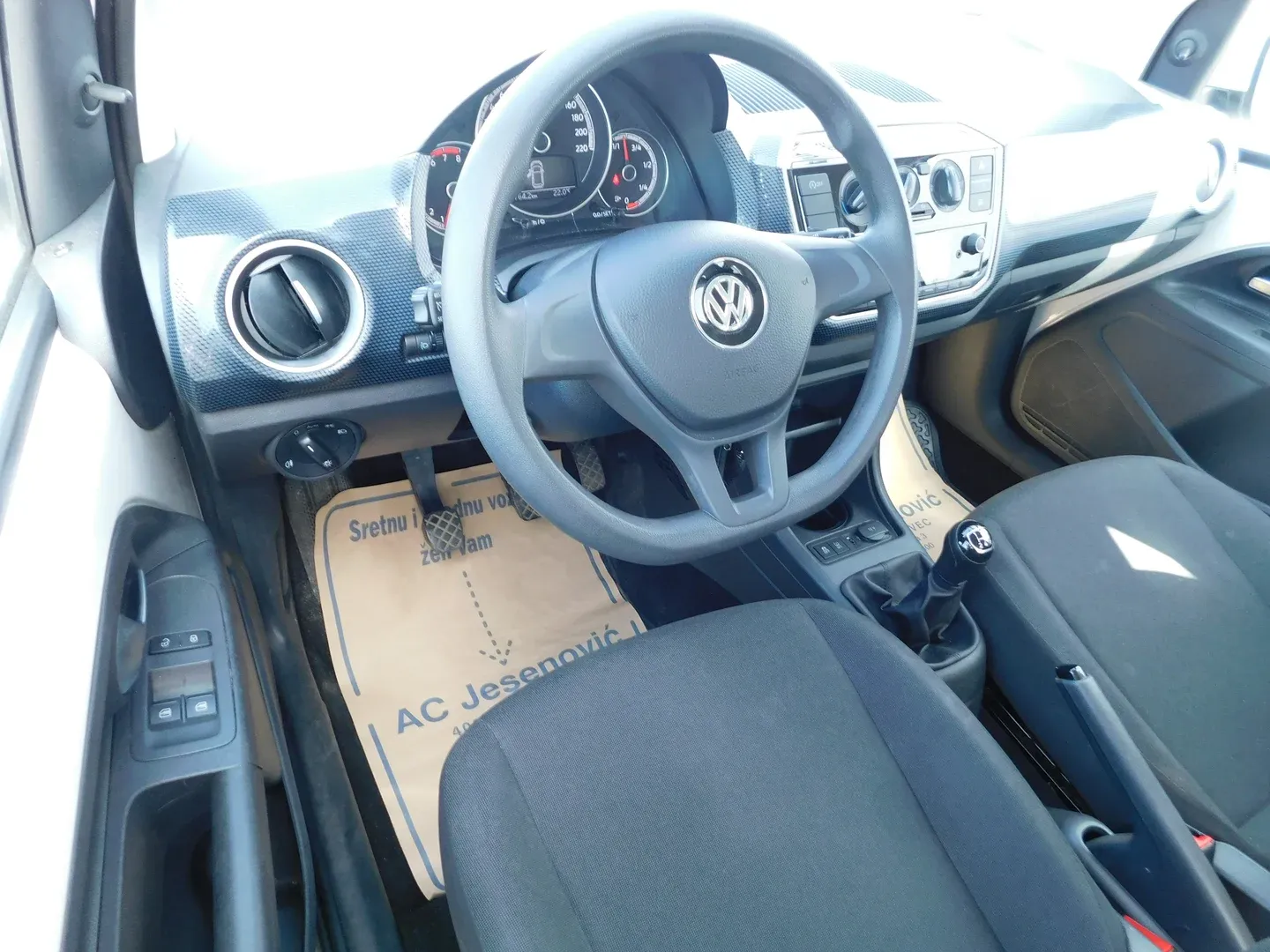 08577 volkswagen up! move up! 1.0 - slika 8
