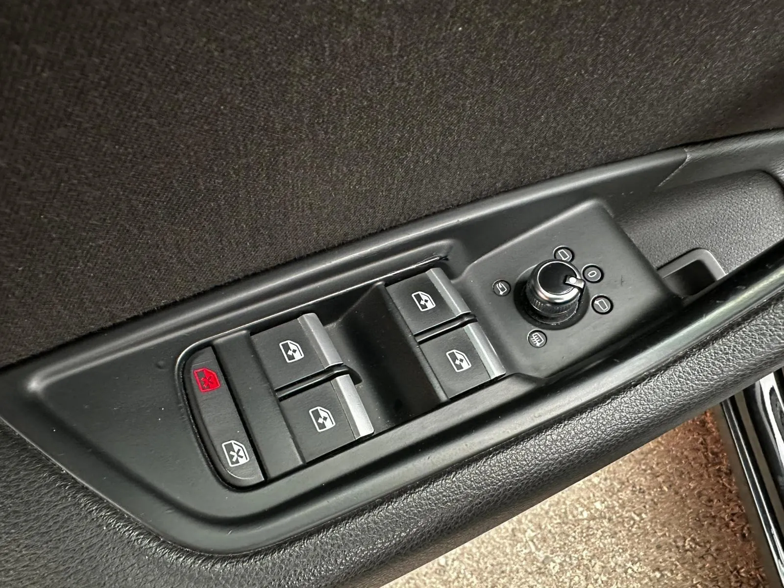 audi a4 avant 2.0 tdi automatik•140kw•navi•senzori• - slika 7