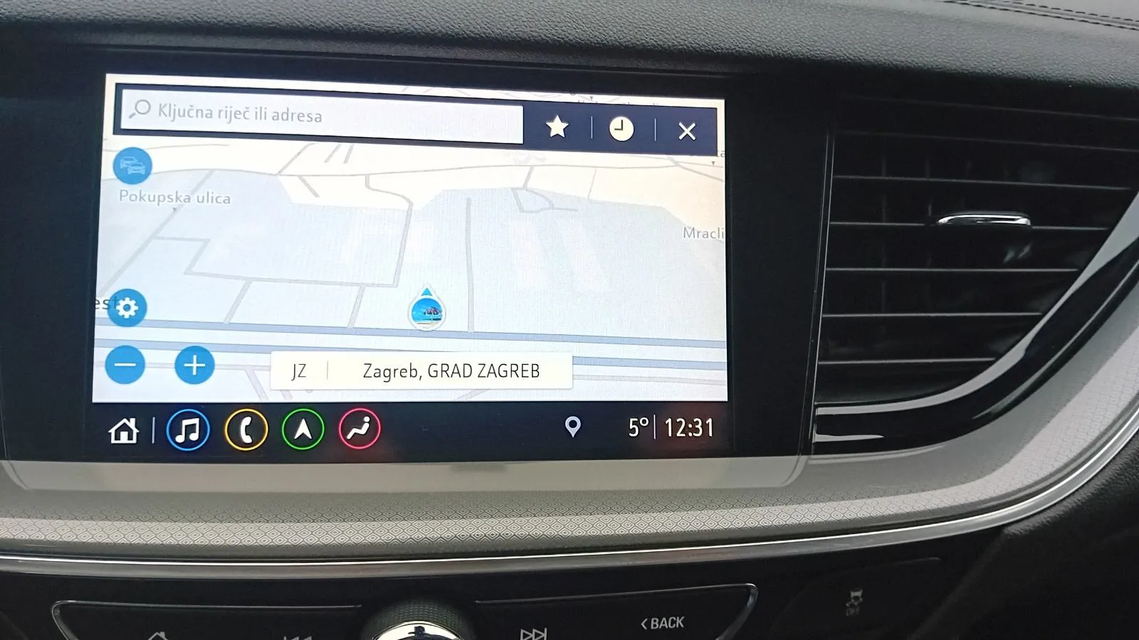 opel insignia karavan 1,6 cdti ,do 2 godine jamstva,u sustavu pdv-a. - slika 9
