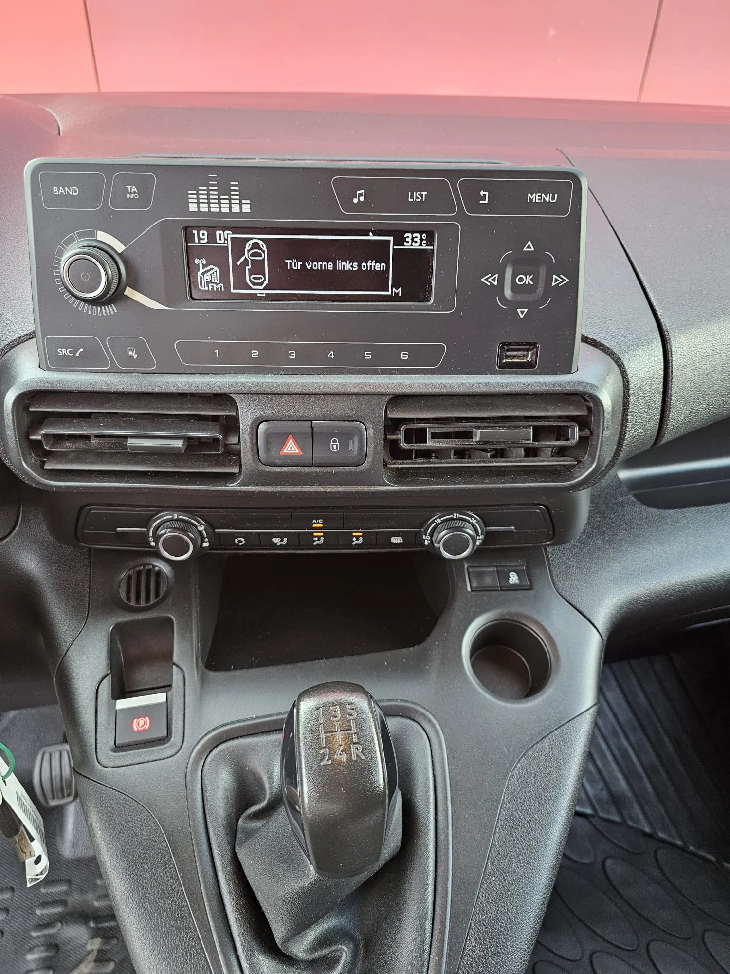 renault berlingo 2019 g, 1.5 dci, 2019 god. kartice - slika 12